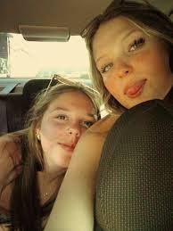 han 🌷 (@hannahodube)