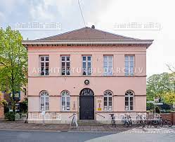 The museum's permanent collection depicts life stages of the architect. Quaet Faslem Haus Nienburg Weser Architektur Bildarchiv