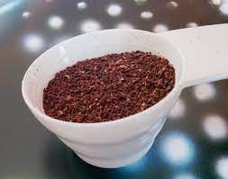1 coffee scoop of ground coffee for every 6 fluid ounces of water (for cups) How To Measure Coffee And Make A Perfect Cup Of Coffee