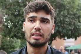 Levaram minha mãe para matadouro, diz filho de bancária