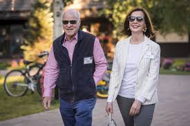 It was only a matter of time before patagonia laid the hammer down on working with financial firms. Finance Tech Bros Drive Fleece Vest Sales As Moosejaw Sees 700 Jump