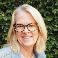 Carol Roeder's Instagram, Twitter & Facebook