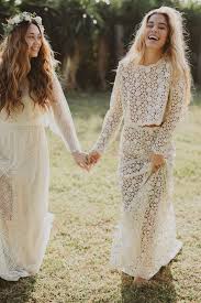 Nachdem sie sich für ihr hochzeitskleid entschieden haben brautkleider spitze, müssen sie in der richtigen kleid aufbewahrungsbox für sie zu. Hochzeitskleider Aus Spitze Fur Die Bohemian Braut Immacle Blog Schweiz Stylehappchen Ch Hochzeitskleid Brautmode Spitzenhochzeitskleid