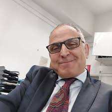 In CGD mi aveva portato Alfredo Cerruti. Un geniale napoletano  completamente fuori dagli schemi, che con Daniele Pace, Totò Savio e  Giancarlo Bigazzi aveva fondato gli Squallor. Adoravo Alfredo. Aveva un  fiuto