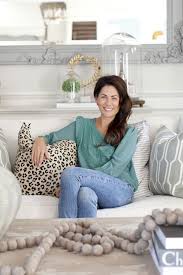 Take a look behind the scenes the day before annie's very first birthday! Ladies Who Laptop Chatting With Jillian Harris Jillian Harris Harris House Jillian Harris Style