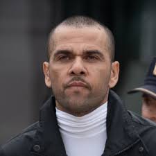 Daniel Alves: Fotos, últimas notícias, idade, signo e biografia!