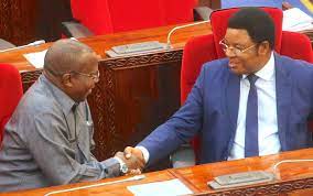 Waziri bashungwa alivyoipangua mishale ya moto bungeni, rais samia na diamond watajwaподробнее. Haki Ngowi Auf Twitter Waziri Mkuu Kassim Majaliwa Akisalimiana Na Waziri Wa Fedha Na Mipango Dkt Phillip Mpango Bungeni Jijini Dodoma Februari 7 2019 Https T Co Baq2ahfadg