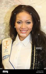 Laura gregory hi-res stock photography and images