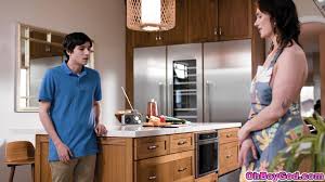 Stepson Fucks His Stepmom In The Kitchen - FAPCAT