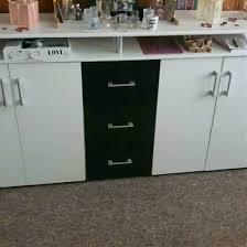 Wenn sie ihre wohnung im kolonialstil dekorieren möchten, sollten sie auf dunkle farben, exotische dekoration und viele naturmaterialien wie leder, leinen oder rattan zurückgreifen. Sideboard Kolonialstil Gebraucht Kaufen Nur 2 St Bis 70 Gunstiger