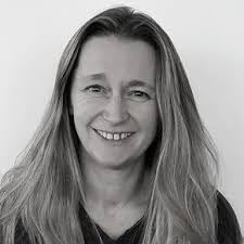 Amy Lynd's Instagram, Twitter & Facebook