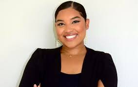 Brenda Camacho's Instagram, Twitter & Facebook