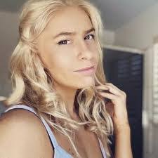 Gayle Hatfield's Instagram, Twitter & Facebook