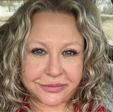 Sherry Treadway's Instagram, Twitter & Facebook