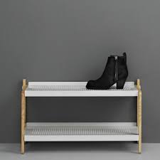 Home24 schuhregal wardrobe wandgarderobe blackville design modern metal. Schuhregal Sko Von Normann Copenhagen Bild 11 Schoner Wohnen
