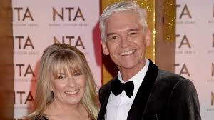 Phillip bryan schofield obe (born 1 april 1962) is an english television presenter and television personality who is employed by itv. Phillip Schofield Admits He Knew He Was Gay When He Got Married In 1993 Ents Arts News Sky News
