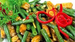 Memasak aneka menu makan siang yang praktis, lezat, dan disukai orang. Sajian Makan Malam Bareng Keluarga Tumis Kacang Panjang Cabai Hijau Yang Lezat Simak Resepnya Pos Kupang