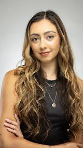 Meet Bella Lara, a 4th-year undergraduate earning her B.F.A. in dance  performance and a minor in Literary Journalism. She grew up in San Diego,  dancing at the San Diego Ballet School where she also ...