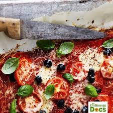 die ernahrungs docs on instagram pizza mit kase quark boden fur ernahrungs doc matthias ein wahres soulfood gegen stress sorge food vegetable pizza pizza