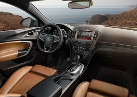 Benzinlilerde 7.4 saniye, dizel modellerde 12 saniye civarındadır. Galerie Opel Insignia Cockpit Bilder Und Fotos