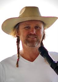 Was wondering if anyone can help make these pictures look better 2:59 1min Elisha  Monroe Briley ElishaMonroeBriley2 2 Adjust : Tag Recognize Details