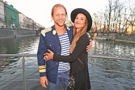 She has been married to tomás klus since 2013. Tomas Klus A Tamara Klusova Provokuji Svymi Nazory Nasehvezdy Cz