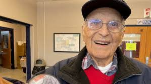 Bill Devries's Instagram, Twitter & Facebook