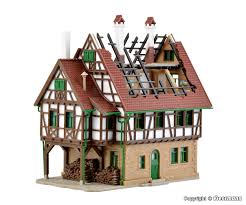 Hier sieht man ein haus , dass entsorgt werden musste :d am ende vom video wurden alle überreste fachgerecht abgelöscht und entsorgt. Vollmer 47738 Brennendes Haus Kaufen Bei Der Modelleisenbahnladen