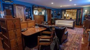 Tour this rural, funky Kentucky home