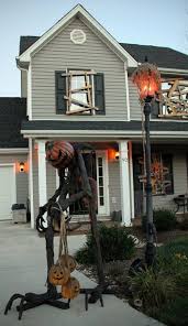Maybe you would like to learn more about one of these? 50 Spooky Halloween Outdoor Decor Outdoor Lighting And Backyard Decorating Ideas Collagecab
