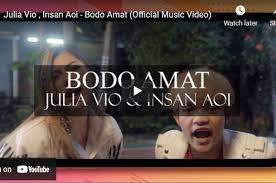 Download gambar lucu dd apk untuk android. Lirik Lagu Bodo Amat Julia Vio Feat Insan Aoi Viral Di Tiktok Sonora Id