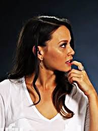 Melissa Cale's Instagram, Twitter & Facebook