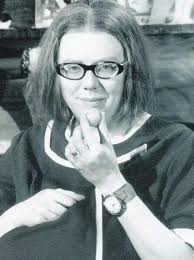 Yeaeaeaears ago, I watched the Lucy Show with my gran. I lived in  Amsterdam, I was 4-5 and only spoke and understood Dutch. I think back to  this moment with my gran