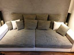 Das xxl sofa bietet eine sehr große sitzfläche für vier… Big Sofa Grau Und Weisses Leder In Niedersachsen Bad Harzburg Ebay Kleinanzeigen