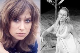 Mirren began her acting career with the royal shakespeare company in 1967, and is one of the few performers who have achieved the triple crown of acting, having won the academy award for best actress in 2007. 50 Glamorous Photos Of Young Helen Mirren From 1960s 1970s