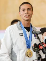 David popovici is a romanian competitive swimmer who specialises in the freestyle. Tatiana Iosif Area Sales Manager Tchibo Romania Linkedin
