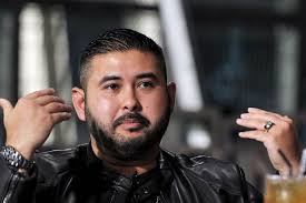 تونكو إسماعيل إدريس عبدالمجيد أبو بكر إسكندر ابن سلطان إبراهيم إسماعيل; Tunku Ismail Defends Fb Post On Political Situation The Star