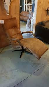 De Mooiste Relax Fauteuils Vind Je Bij Tendenz Wonen Interieur Woonkamer Bartafel Woonkamer Woonkamer