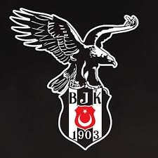 Beşiktaş (üstte) kelimesi ve arapça yazılan j (sağ) ve k (sol) harflerinden oluşuyordu. Besiktas Armasi Photos Facebook