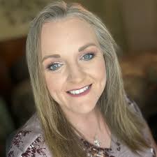 We're excited to introduce Hallie Townsend, Instructional Assistant. 🎉  Hallie brings 5 years of experience to the role, and when she's not  supporting students, she enjoys spending time with her husband and