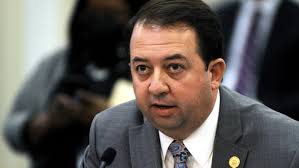 Bill to limit access to open records advances in committee