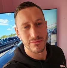 Love good prison movies ! I've watched Wentworth Prison, Jamesy Boy. OZ.  Please recommend any thing that's good and not too old please ??