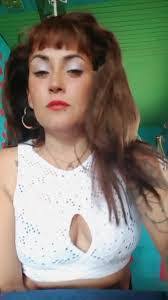 Debora Owen's Instagram, Twitter & Facebook