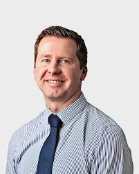 Surf resort hires hotels veteran: 6 need-to-know business stories