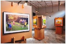 Pameran adalah kegiatan yang memperkenalkan sebuah karya atau produk. 5 Tahap Persiapan Dan Pelaksanaan Pameran Seni Rupa