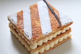 Mille Feuille Vanille Et Caramel Beurre Sale Recette Olivia Patisse En 2020 Desserts Francais Gateaux Et Desserts Mini Gateau