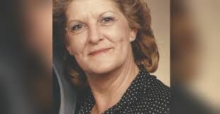 Elizabeth Stuker's Instagram, Twitter & Facebook