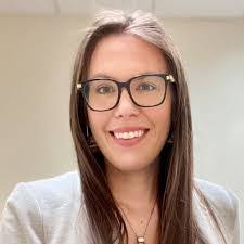 Emily Salmon's Instagram, Twitter & Facebook