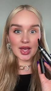 How to Use The Bug Telescopic Mascara