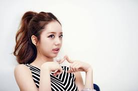 Lee hyeri was born on the 9th of june, 1994 (millennials generation). Lee Hyeri Home Facebook
